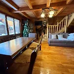Holiday home Wood House Skhidnytsia